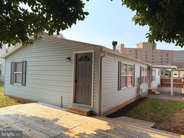113 AND 115 BROWN ST, Middletown, PA 17057