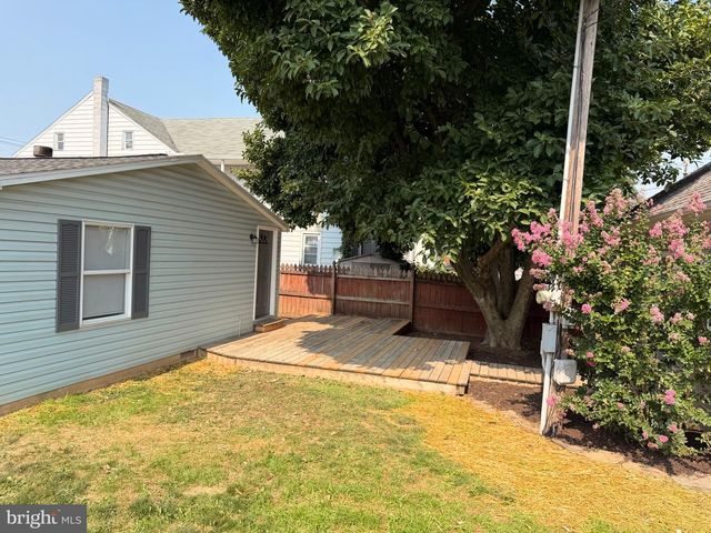 113 AND 115 BROWN ST, Middletown, PA 17057