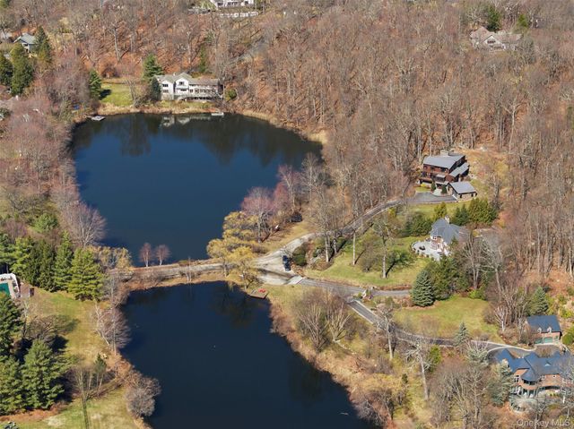 2 Lakeridge Drive, Armonk, NY 10504