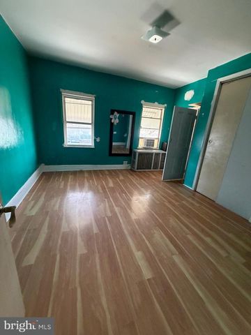 2005 S 9TH ST, Philadelphia, PA 19148