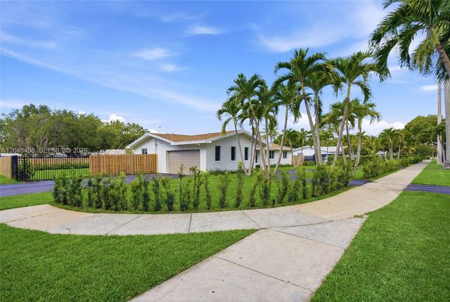 7600 SW 168th Street, Palmetto Bay, FL 33157