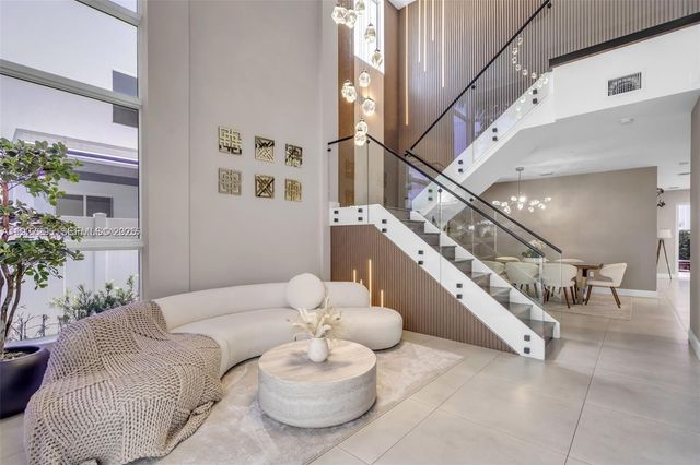 7534 NW 98th Ave 7534, Doral, FL 33178