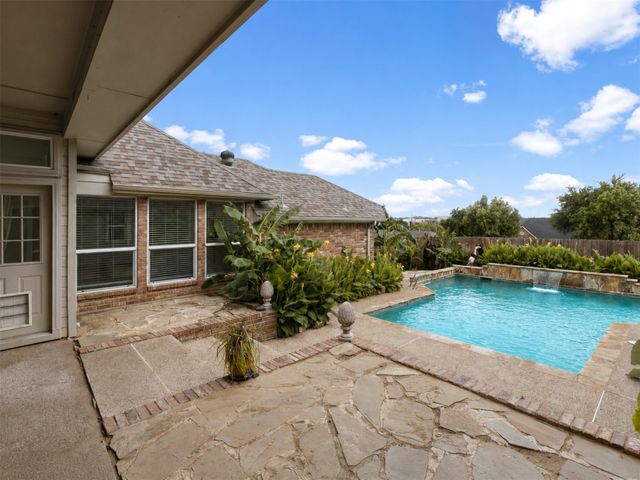 1003 N Wiltshire Drive, Carrollton, TX 75007