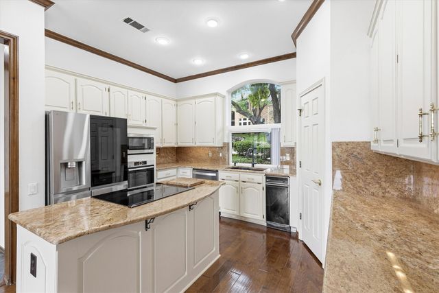 1003 N Wiltshire Drive, Carrollton, TX 75007