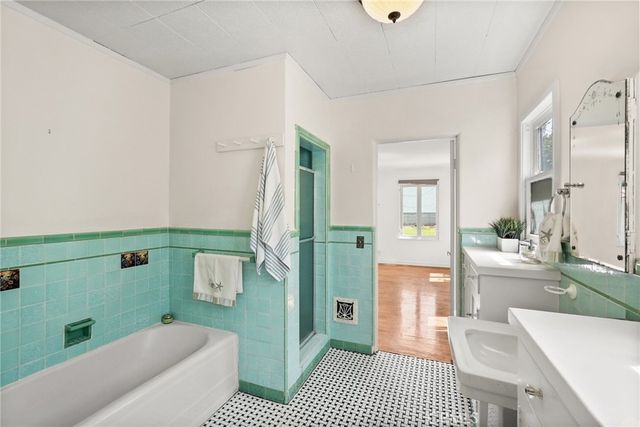 438 N Martel Avenue, Los Angeles, CA 90036