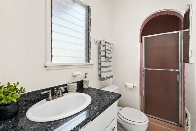 438 N Martel Avenue, Los Angeles, CA 90036