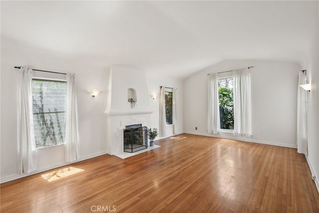 438 N Martel Avenue, Los Angeles, CA 90036
