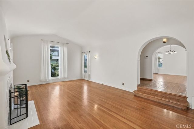 438 N Martel Avenue, Los Angeles, CA 90036