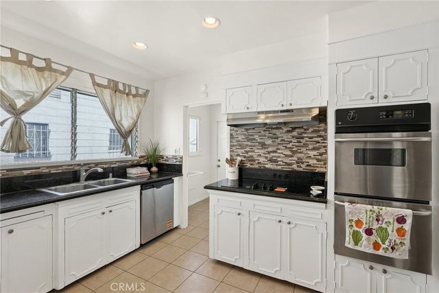 438 N Martel Avenue, Los Angeles, CA 90036