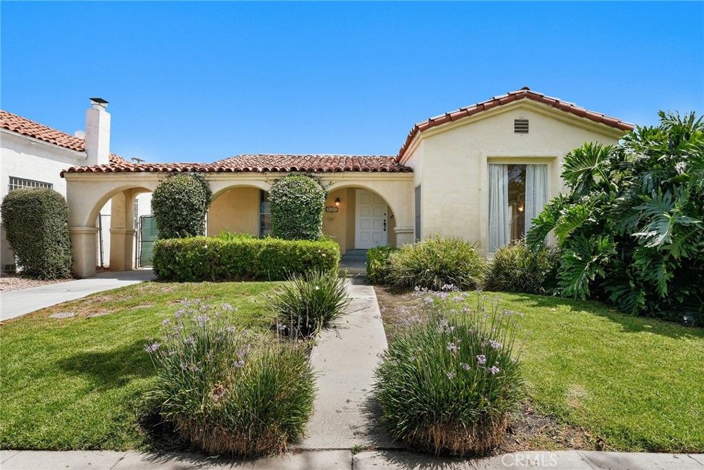 438 N Martel Avenue, Los Angeles, CA 90036