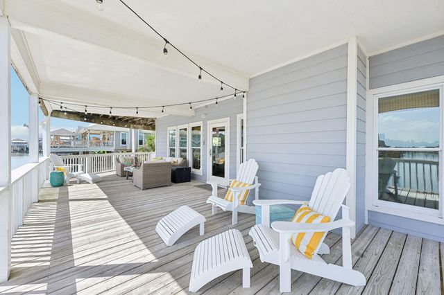 4105 Nueces Drive, Galveston, TX 77554