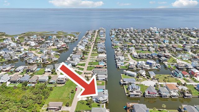 4105 Nueces Drive, Galveston, TX 77554