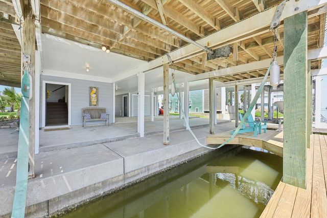 4105 Nueces Drive, Galveston, TX 77554