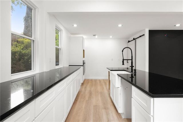 2824 Tupelo Street SE, Atlanta, GA 30317