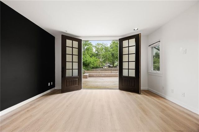 2824 Tupelo Street SE, Atlanta, GA 30317