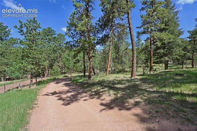 8285 Packard Lane, Green Mountain Falls, CO 80819