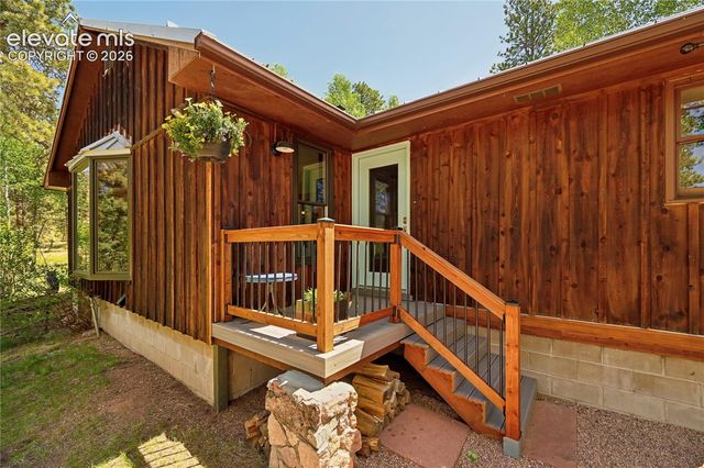 8285 Packard Lane, Green Mountain Falls, CO 80819