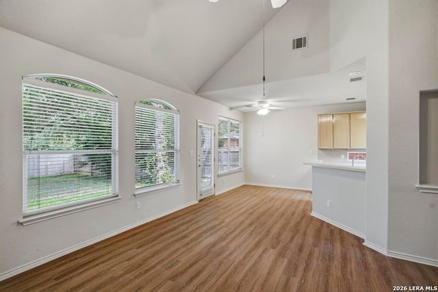 14527 TRIPLE CROWN LN, San Antonio, TX 78248