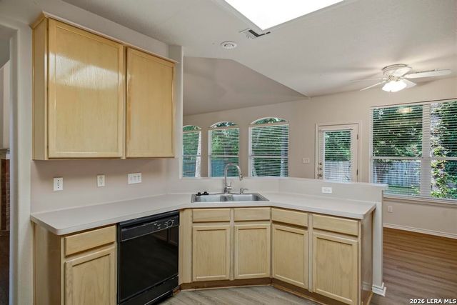 14527 TRIPLE CROWN LN, San Antonio, TX 78248