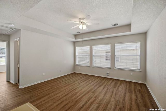 14527 TRIPLE CROWN LN, San Antonio, TX 78248