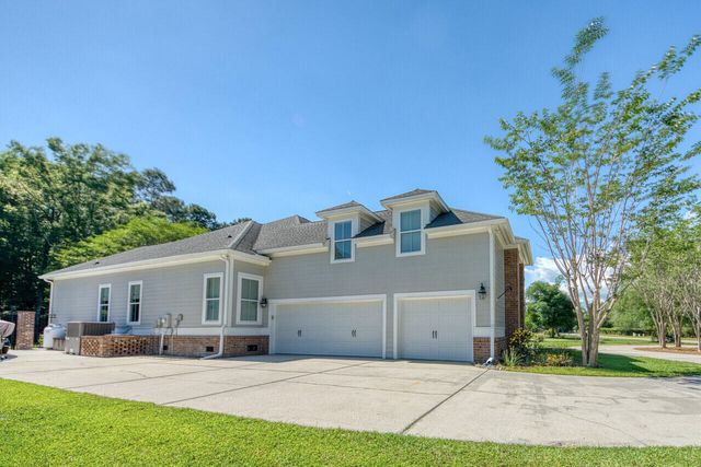 3751 St Ellens Drive, Mount Pleasant, SC 29466