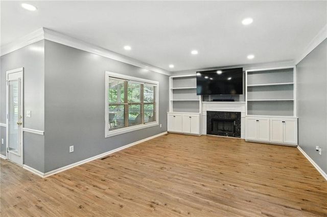3898 Heritage Oaks Drive, Powder Springs, GA 30127