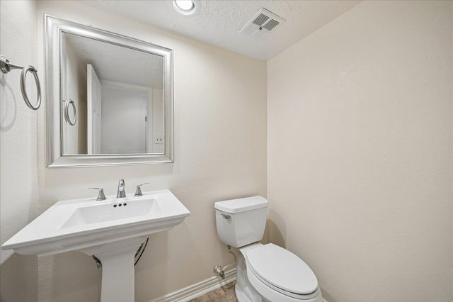 8915 Lakeside Forest Drive, Houston, TX 77088