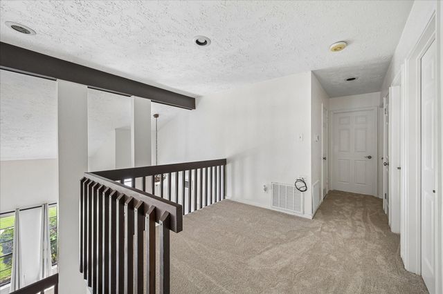 8915 Lakeside Forest Drive, Houston, TX 77088