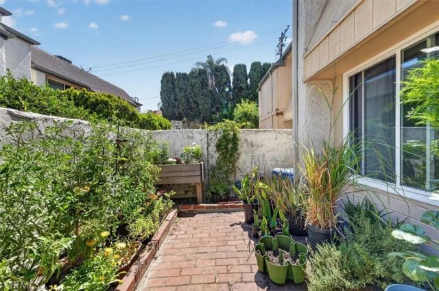 148 Casuda Canyon Drive C, Monterey Park, CA 91754