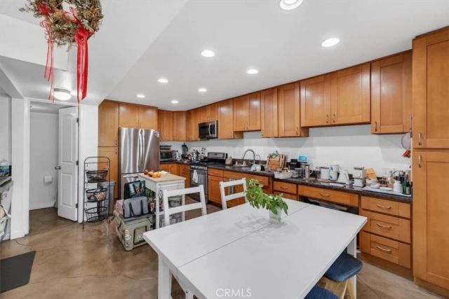 148 Casuda Canyon Drive C, Monterey Park, CA 91754