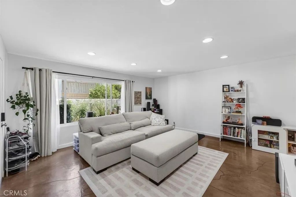 148 Casuda Canyon Drive C, Monterey Park, CA 91754