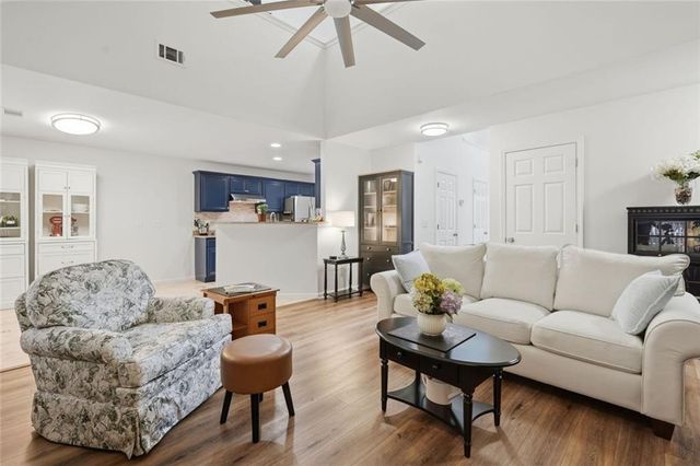 1027 Deer Hollow Drive, Woodstock, GA 30189