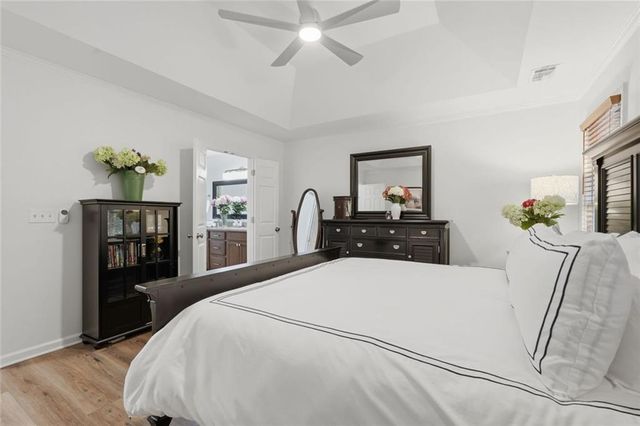 1027 Deer Hollow Drive, Woodstock, GA 30189