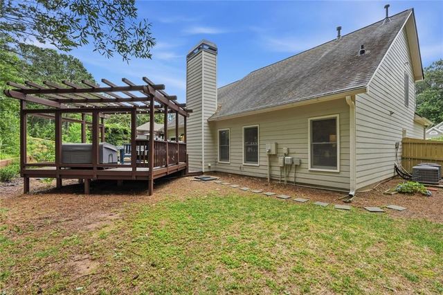 1027 Deer Hollow Drive, Woodstock, GA 30189