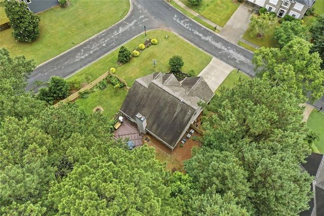 1027 Deer Hollow Drive, Woodstock, GA 30189