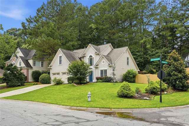 1027 Deer Hollow Drive, Woodstock, GA 30189