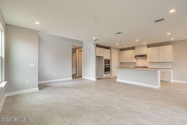 11371 NEWTONIAN Boulevard, Jacksonville, FL 32256