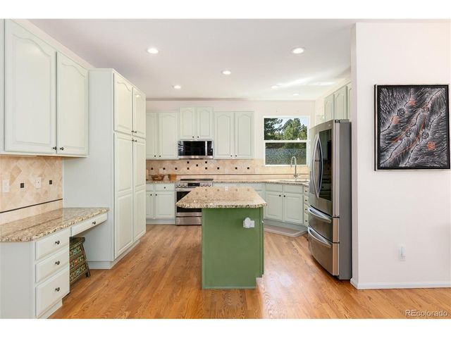 752 Hughes Ln, Littleton, CO 80126