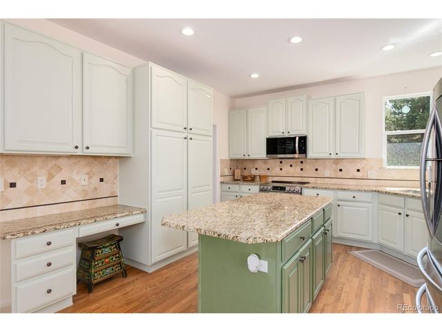 752 Hughes Ln, Littleton, CO 80126
