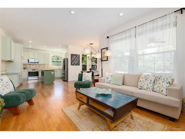 752 Hughes Ln, Littleton, CO 80126