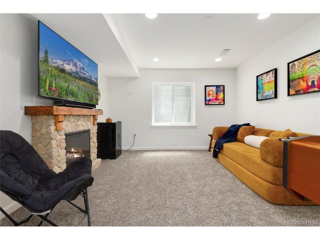 752 Hughes Ln, Littleton, CO 80126