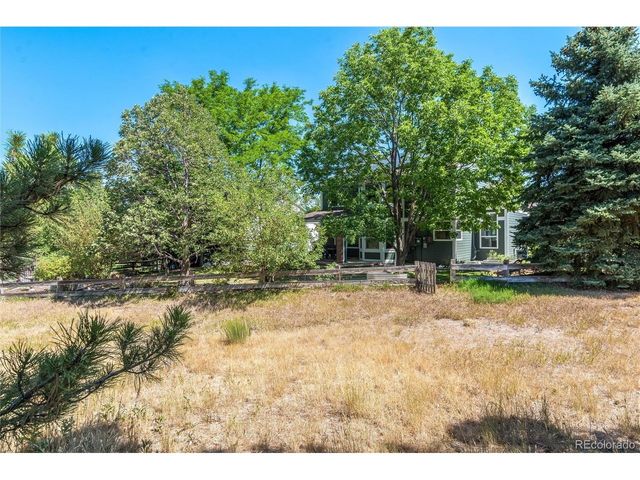 752 Hughes Ln, Littleton, CO 80126