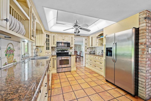4620 NE 25th Avenue, Fort Lauderdale, FL 33308