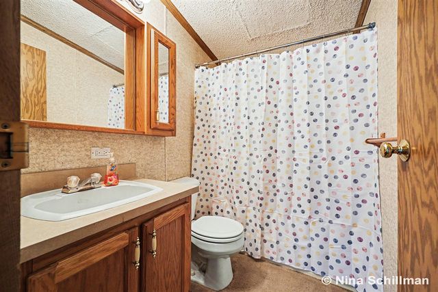 12150 Woodland Park Drive, Belding, MI 48809