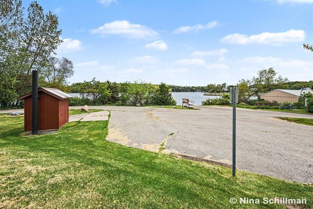 12150 Woodland Park Drive, Belding, MI 48809