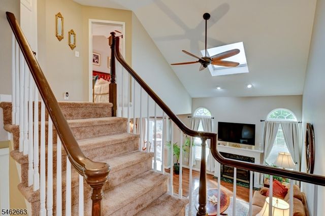 275 Morning Glory Ct, Readington Twp., NJ 08889