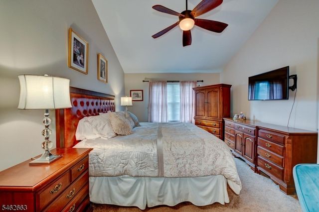 275 Morning Glory Ct, Readington Twp., NJ 08889