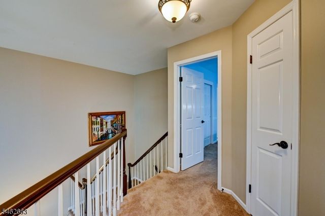 275 Morning Glory Ct, Readington Twp., NJ 08889