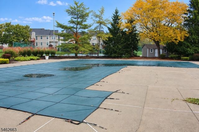 275 Morning Glory Ct, Readington Twp., NJ 08889