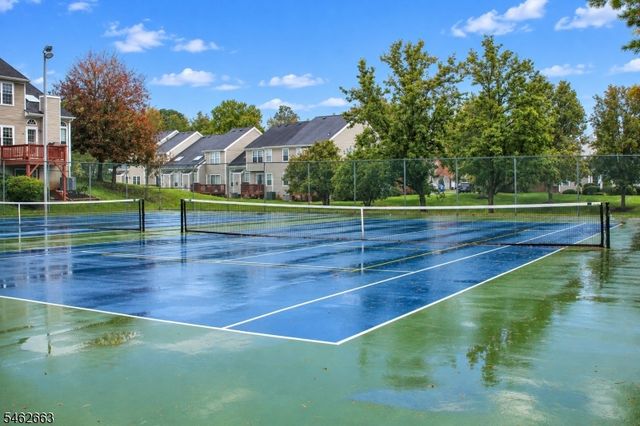 275 Morning Glory Ct, Readington Twp., NJ 08889